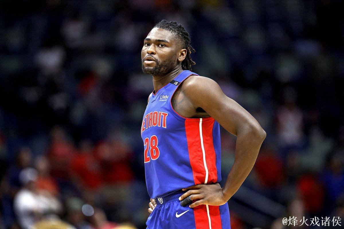 美媒评斯图尔特引发冲突：这位球员始终在攻防两端全力以赴