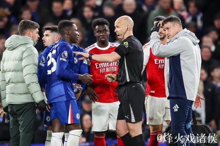 官方:凯塞多因踩踏对手被禁赛3场,盖耶掌掴队友禁赛2场 官方:凯塞多因踩踏对手被禁赛3场,盖耶掌掴队友禁赛2场