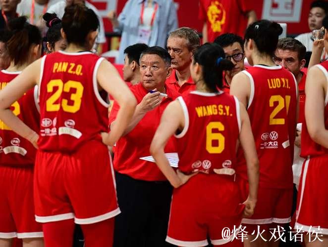 宫鲁鸣：亚洲杯揭示中国女篮短板 8月18日重启集训