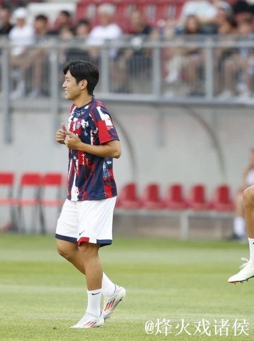 法甲-李刚仁与内维斯建功 巴黎圣日耳曼3-0完胜勒阿弗尔 法甲-李刚仁与内维斯建功 巴黎圣日耳曼3-0完胜勒阿弗尔