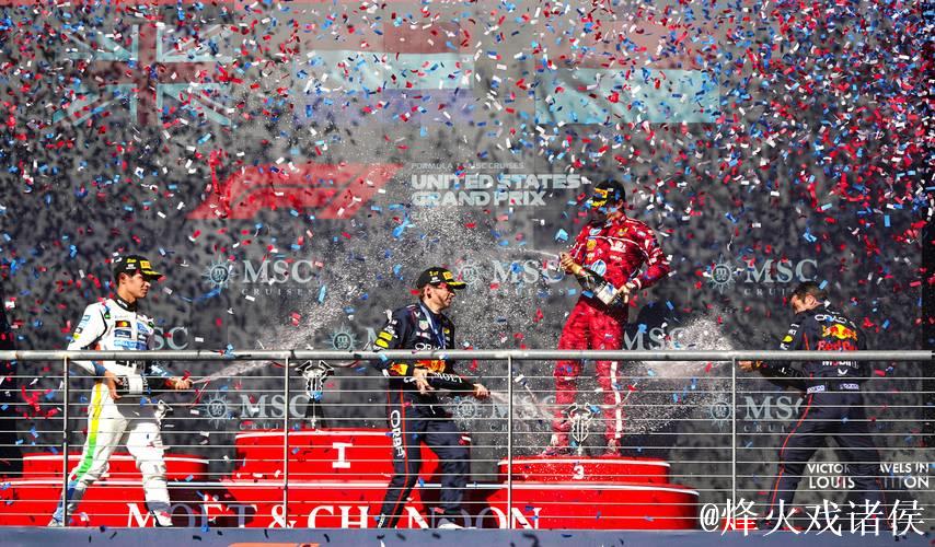 F1美国大奖赛:维斯塔潘杆位加冕冠军,诺里斯第二勒克莱尔第三 F1美国大奖赛:维斯塔潘杆位加冕冠军,诺里斯第二勒克莱尔第三
